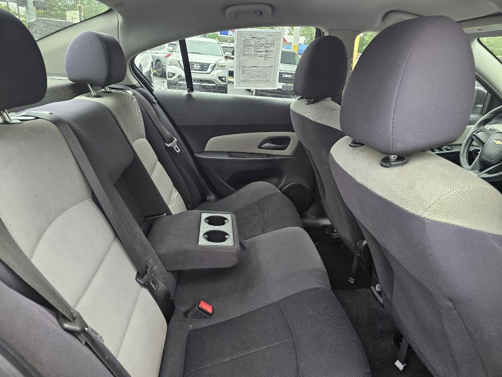 Used 2014 Chevrolet Cruze LS FWD image 24