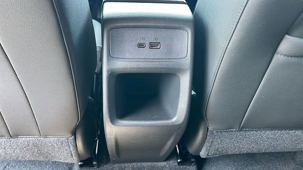 Used 2024 Buick Envista Preferred w/ Advanced Safety Package FWD image 16
