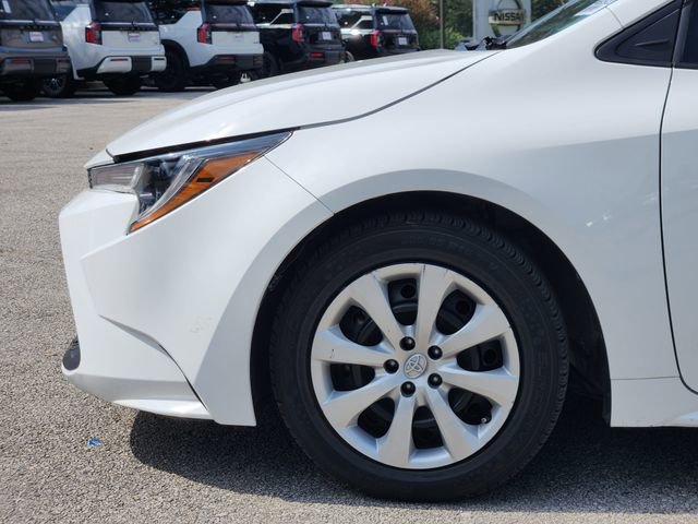 Used 2022 Toyota Corolla LE FWD image 5