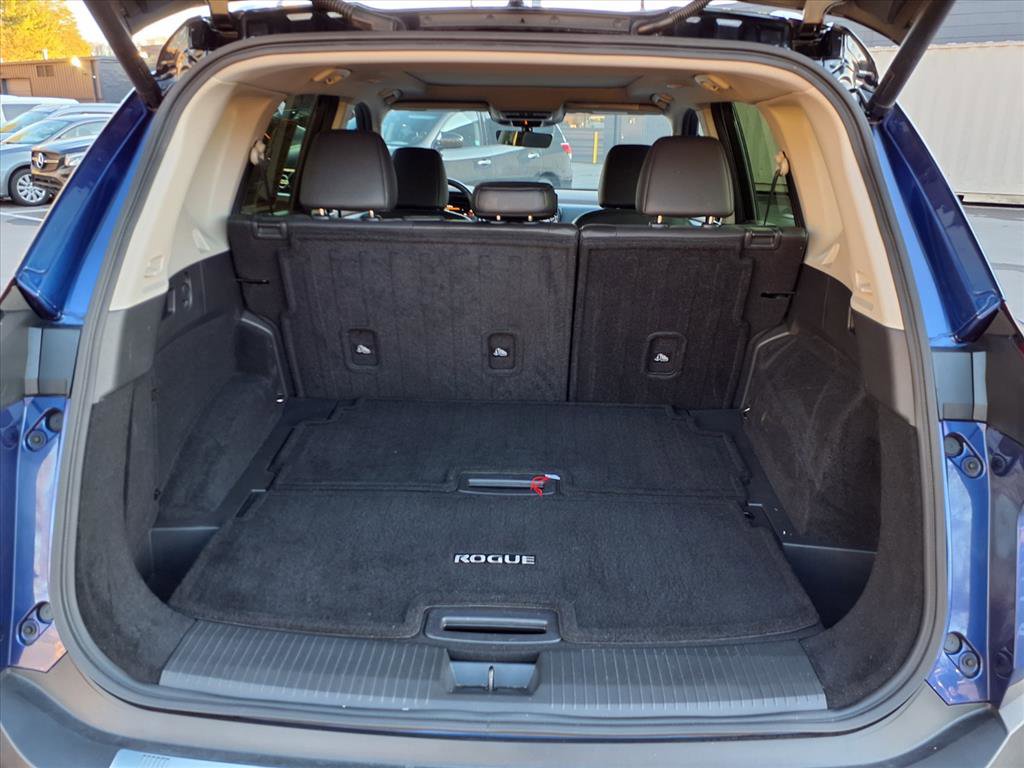 Used 2023 Nissan Rogue Platinum image 26
