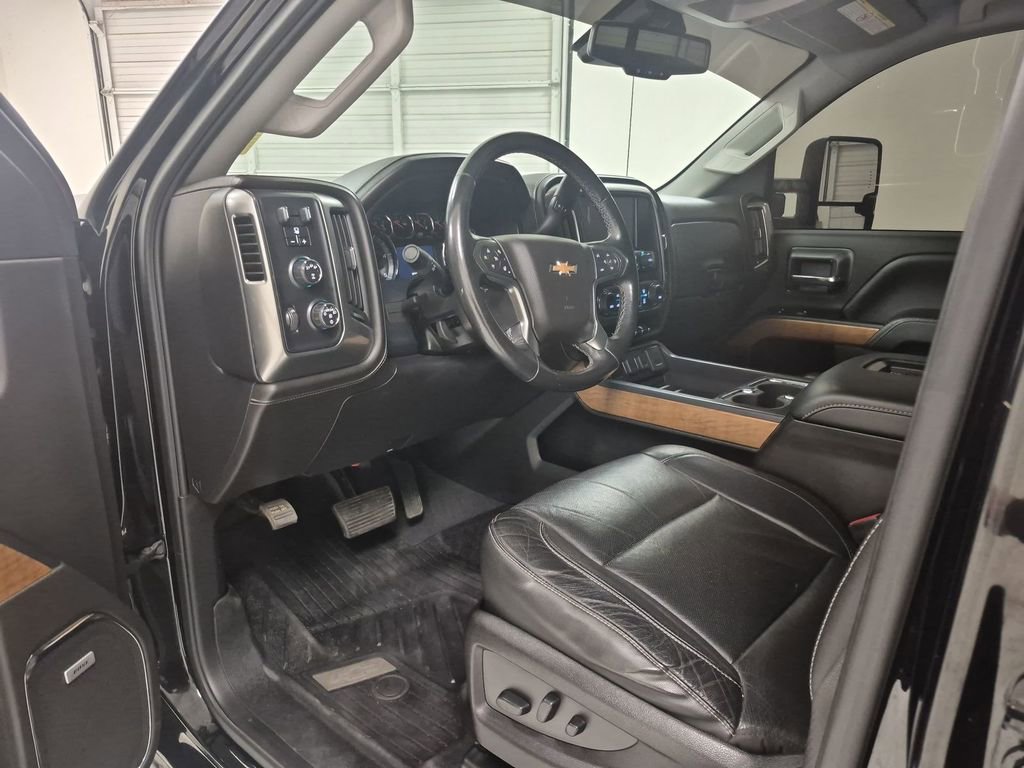 Used 2019 Chevrolet Silverado 2500 LTZ w/ Duramax Plus Package image 10