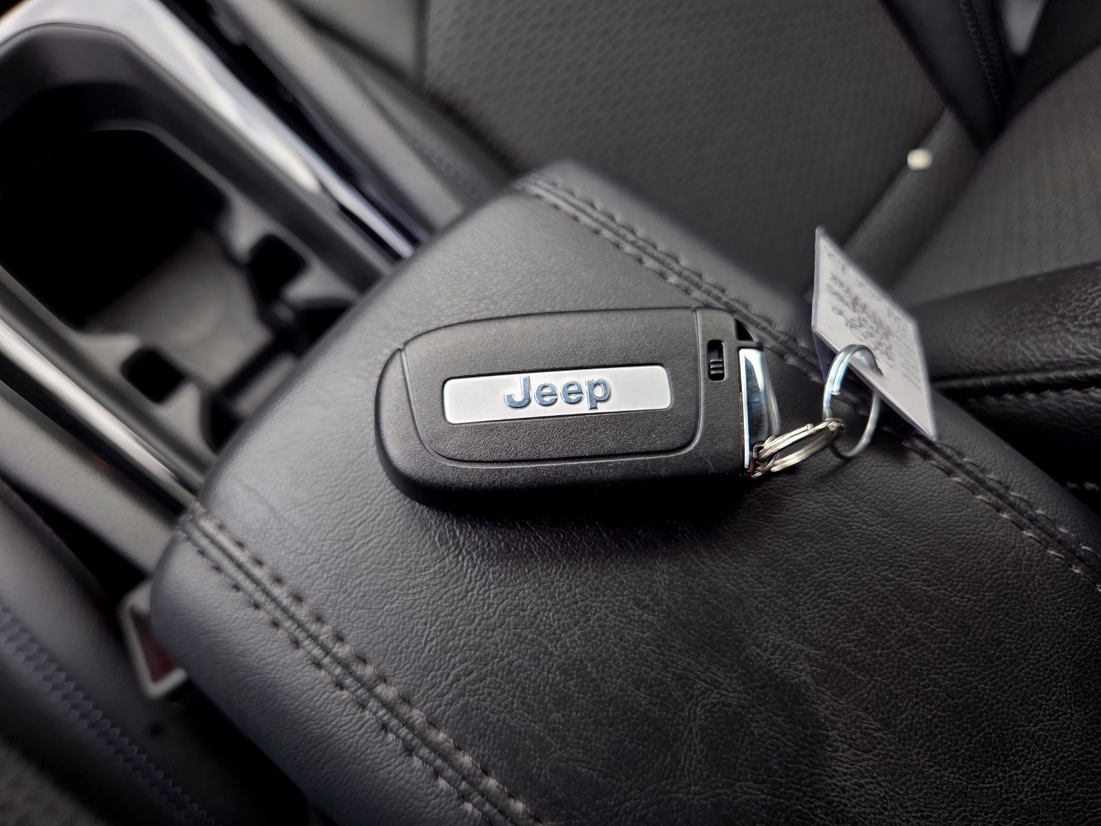 New 2026 Jeep Compass Latitude AWD/4WD image 28