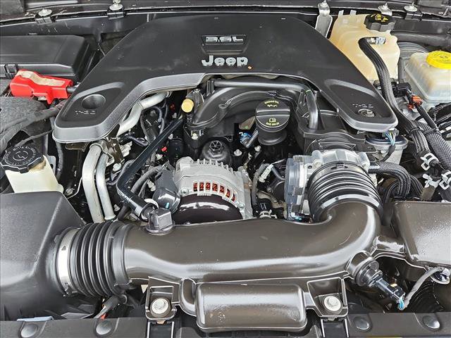 Used 2018 Jeep Wrangler Unlimited Rubicon AWD/4WD image 22