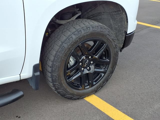 Used 2024 Chevrolet Silverado 1500 LT Trail Boss w/ Convenience Package II AWD/4WD image 28