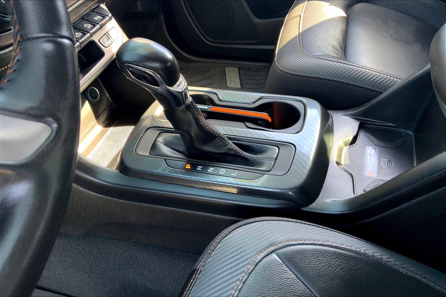 Certified 2022 GMC Canyon AT4 w/ Trailering Package image 15