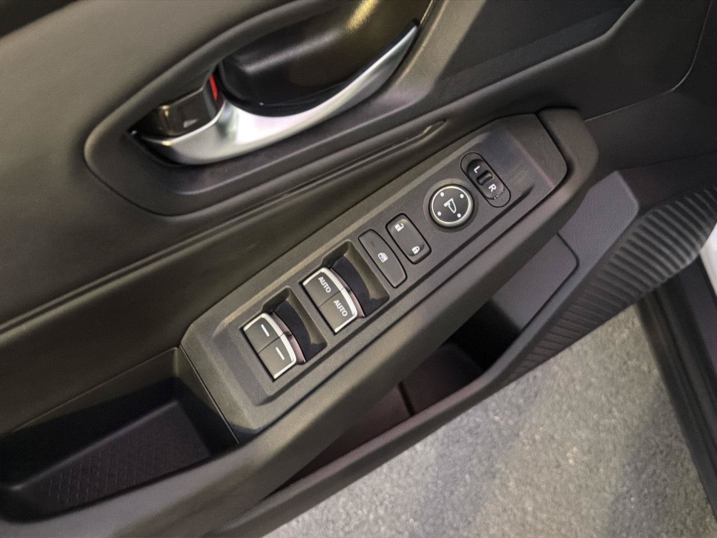 Used 2024 Honda Accord EX image 33