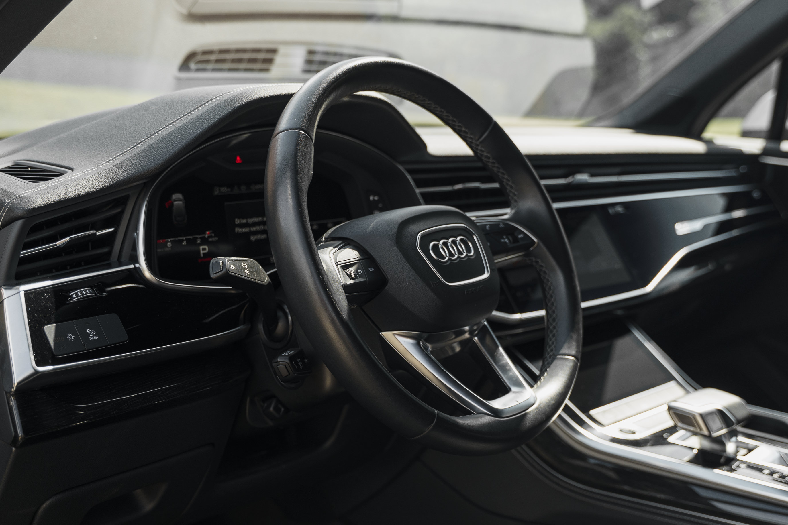 Certified 2025 Audi Q7 3.0T Premium Plus AWD/4WD image 9
