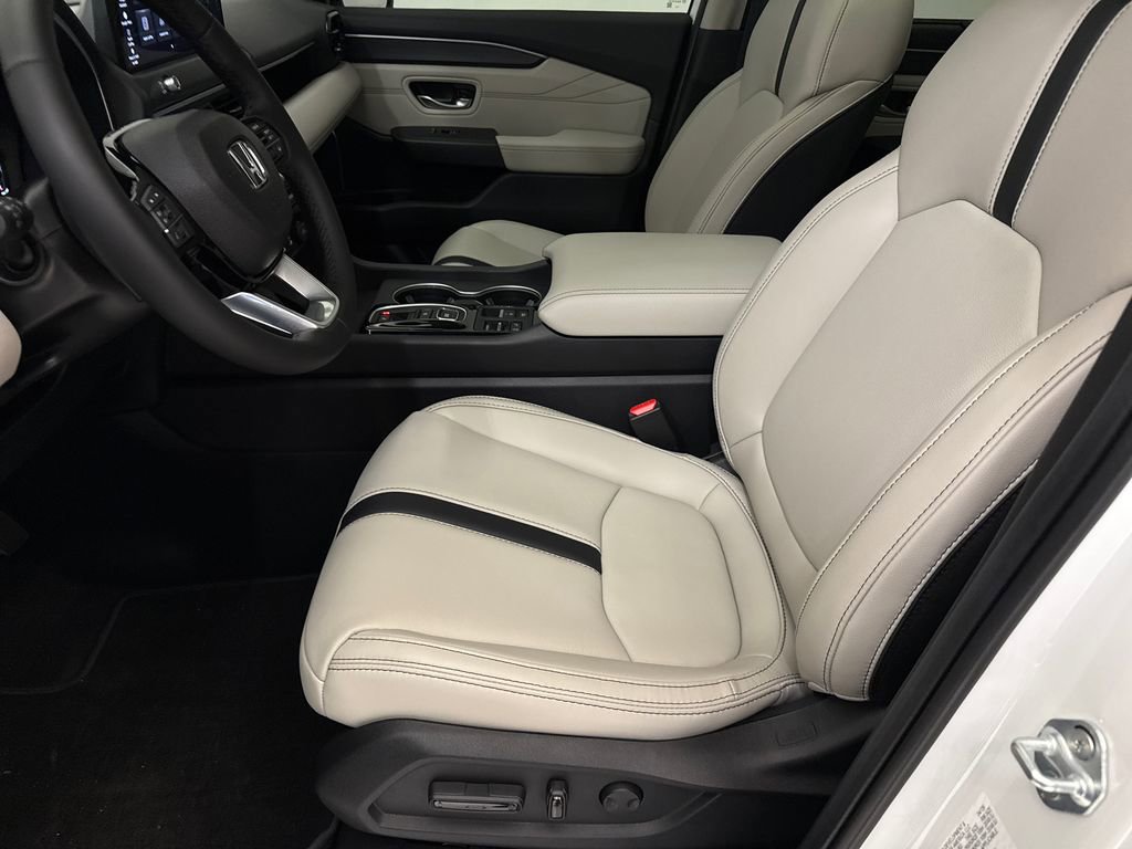 New 2026 Honda Pilot Touring image 19