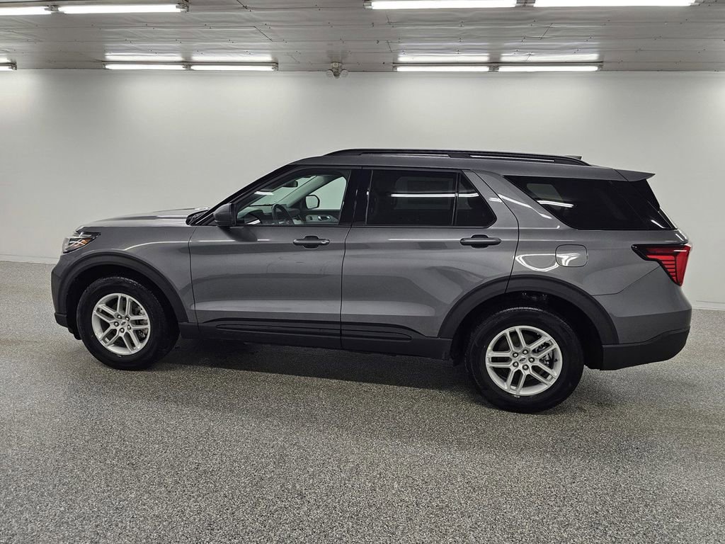 New 2026 Ford Explorer Active image 7