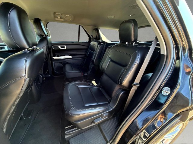 Certified 2023 Ford Explorer XLT w/ Equipment Group 202A AWD/4WD image 25