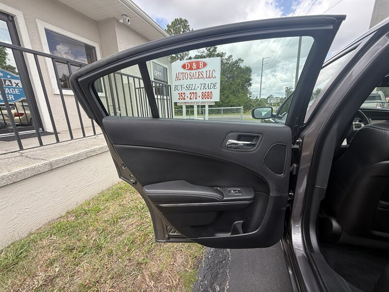 Used 2014 Dodge Charger SXT Plus RWD image 29