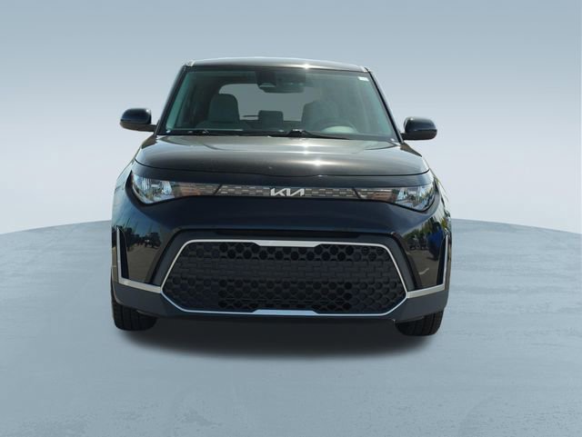 Used 2024 Kia Soul LX FWD image 2