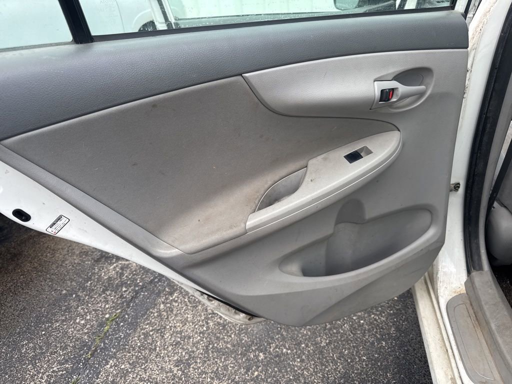 Used 2009 Toyota Corolla LE image 10