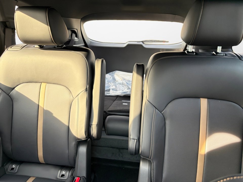 New 2026 MAZDA CX-90 Plug-In Hybrid w/ Premium Plus image 12