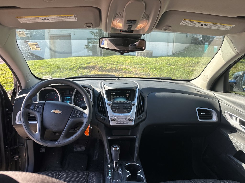 Used 2017 Chevrolet Equinox LS AWD/4WD image 13