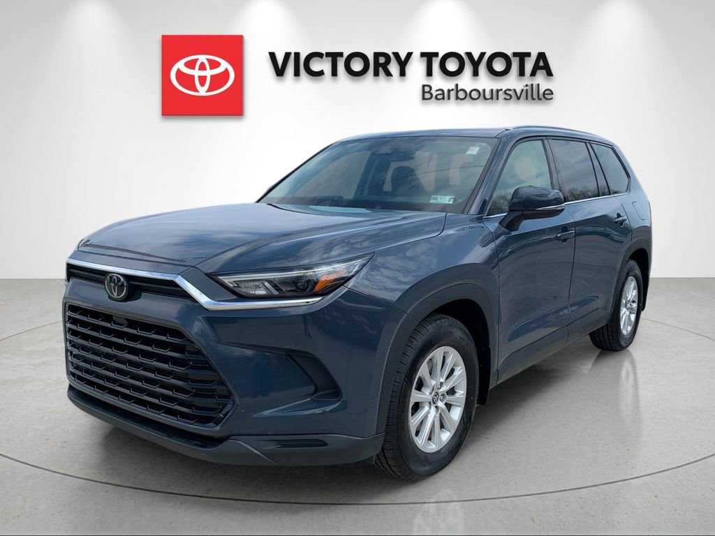 Used 2024 Toyota Grand Highlander XLE image 1