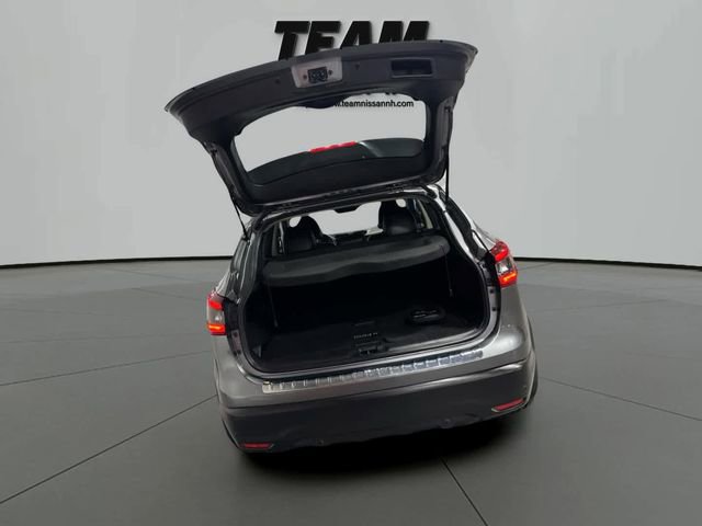 Certified 2022 Nissan Rogue Sport SL image 6