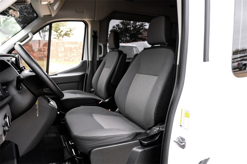 Used 2021 Ford Transit 350 XLT image 32