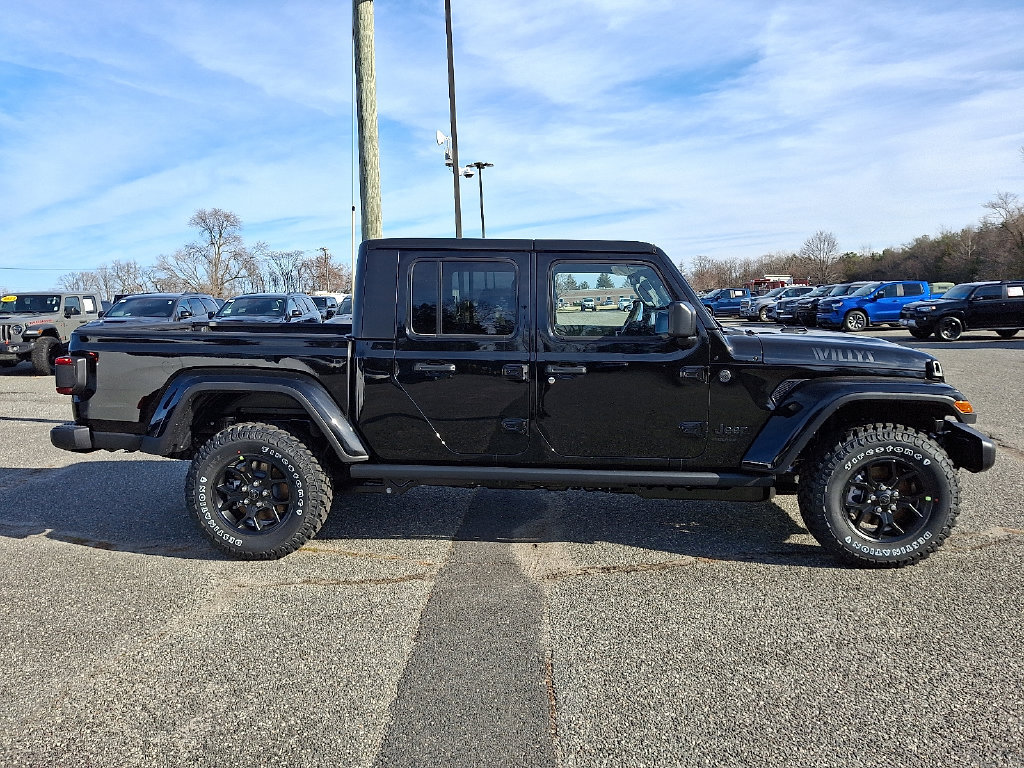 New 2026 Jeep Gladiator Sport AWD/4WD image 9