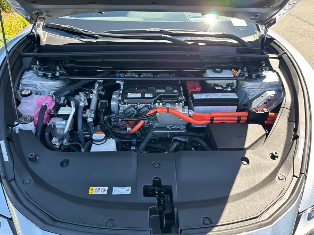 Certified 2023 Lexus RZ 450e Premium w/ Technology Package AWD/4WD image 29