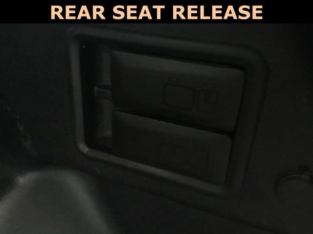 Used 2018 Chevrolet Equinox LT image 29