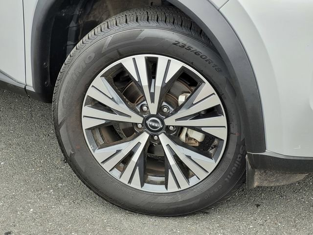 Used 2023 Nissan Rogue SV image 10