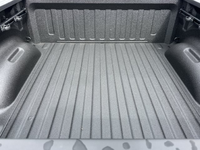 New 2027 RAM 1500 4x4 Crew Cab image 6