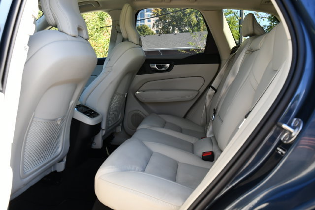 Certified 2026 Volvo XC60 B5 Ultra AWD/4WD image 20