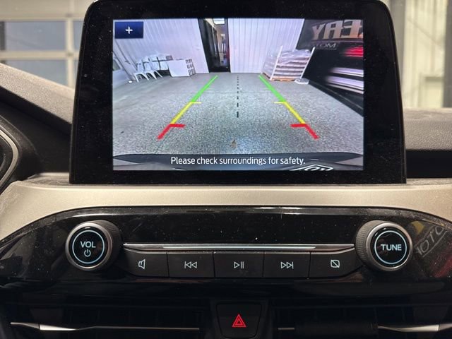 Used 2020 Ford Escape SE image 10