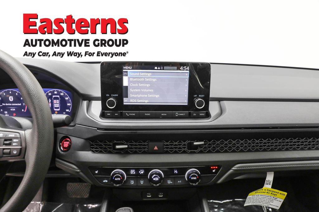 Used 2025 Honda Accord SE image 12