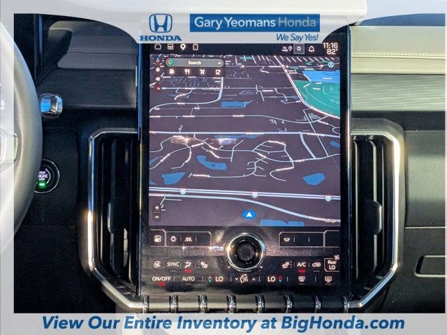 Used 2025 GMC Acadia Elevation FWD image 18