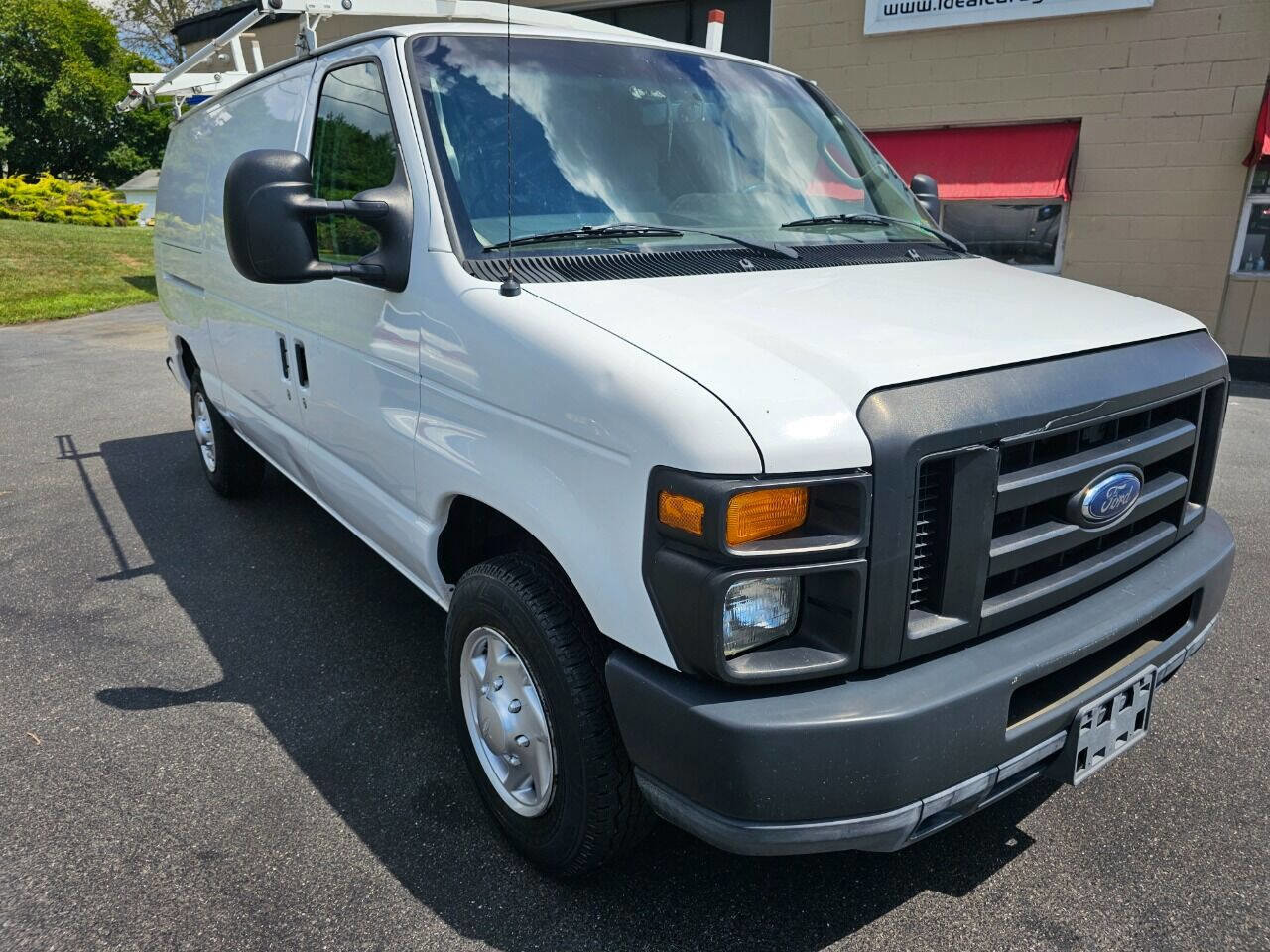 Used 2011 Ford E-150 and Econoline 150 w/ PWR Group image 30