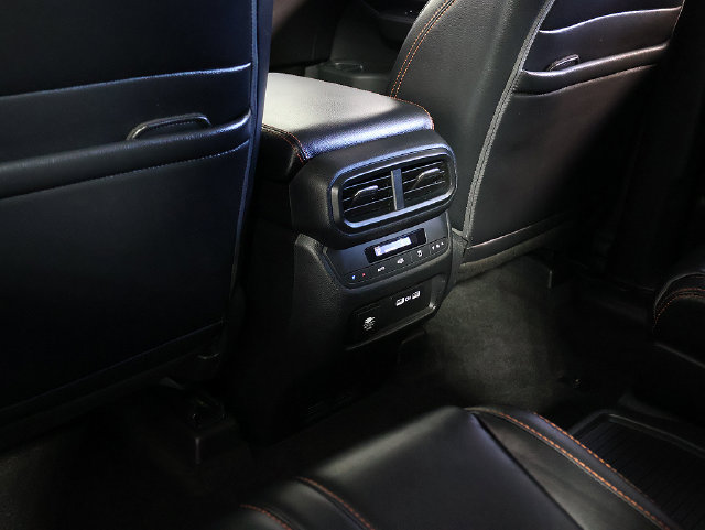 Used 2023 Honda Pilot TrailSport image 16