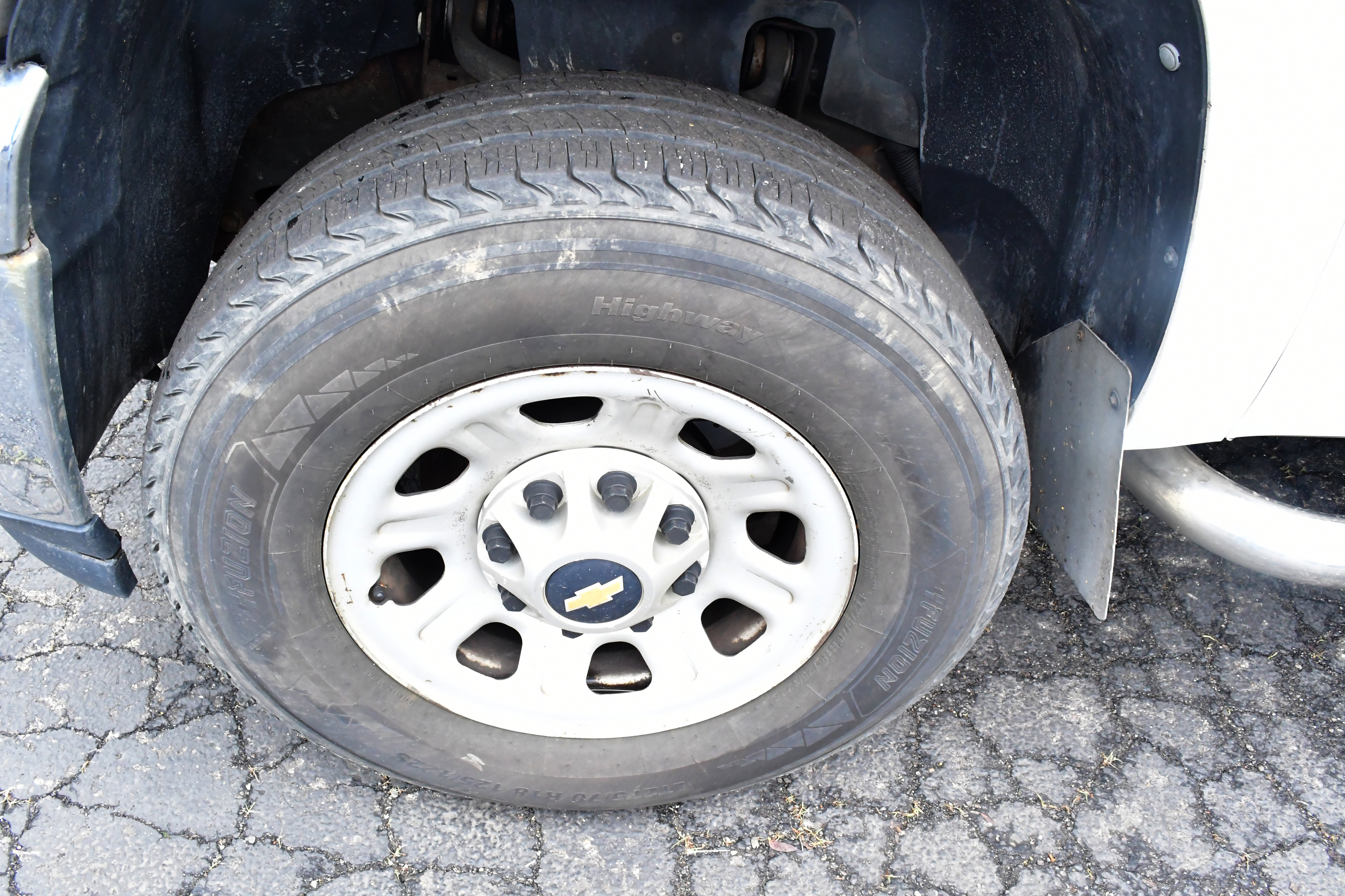 Used 2011 Chevrolet Silverado 3500 W/T image 18