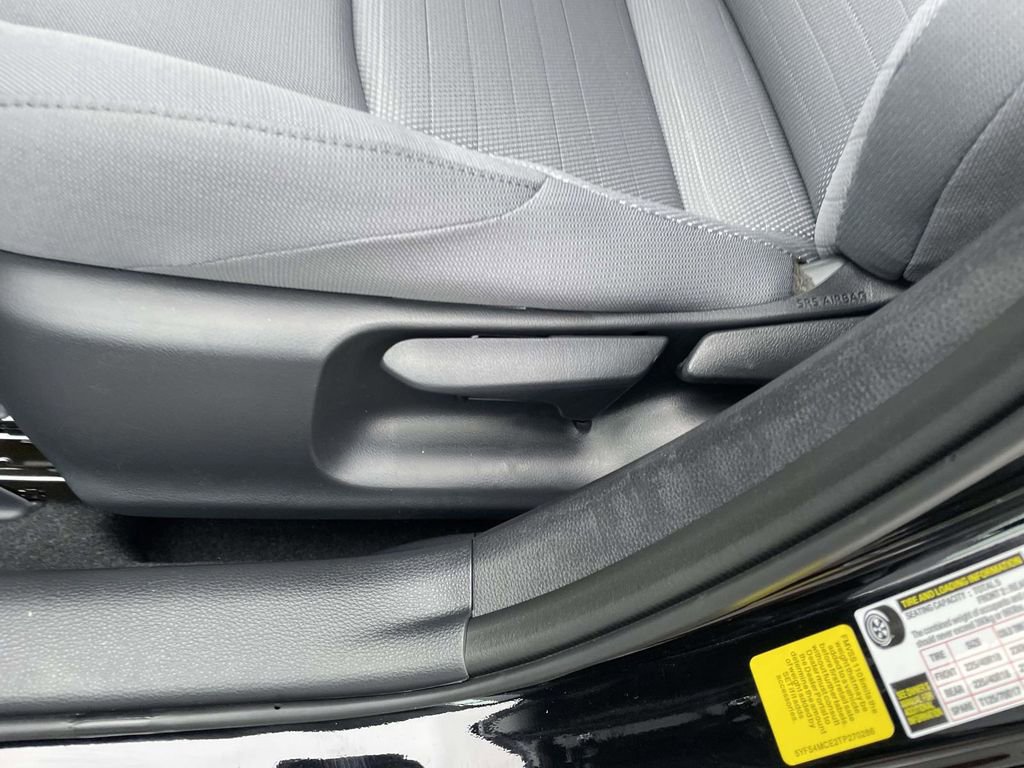 New 2026 Toyota Corolla SE image 30