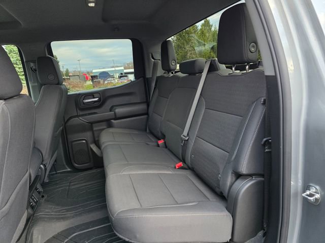 Used 2024 Chevrolet Silverado 1500 Custom w/ Turbomax Blackout Package AWD/4WD image 19