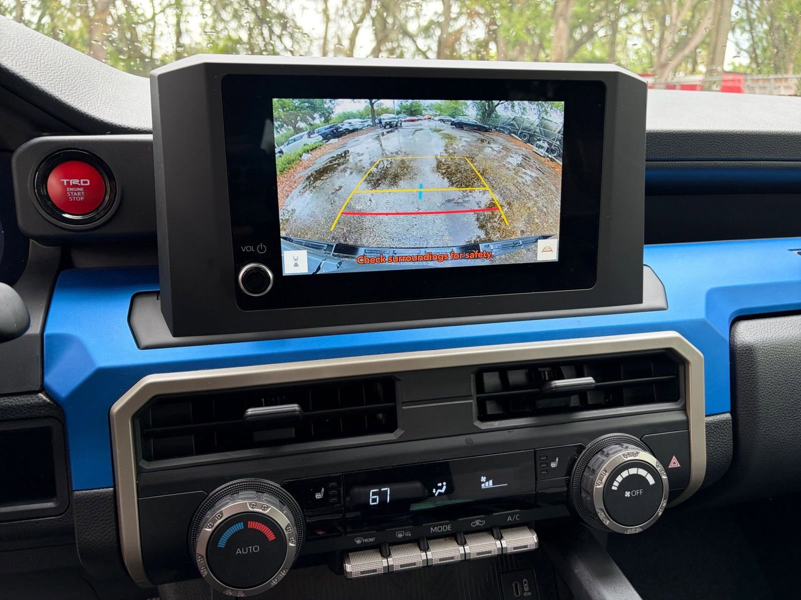 Used 2025 Toyota Tacoma TRD Off-Road image 22