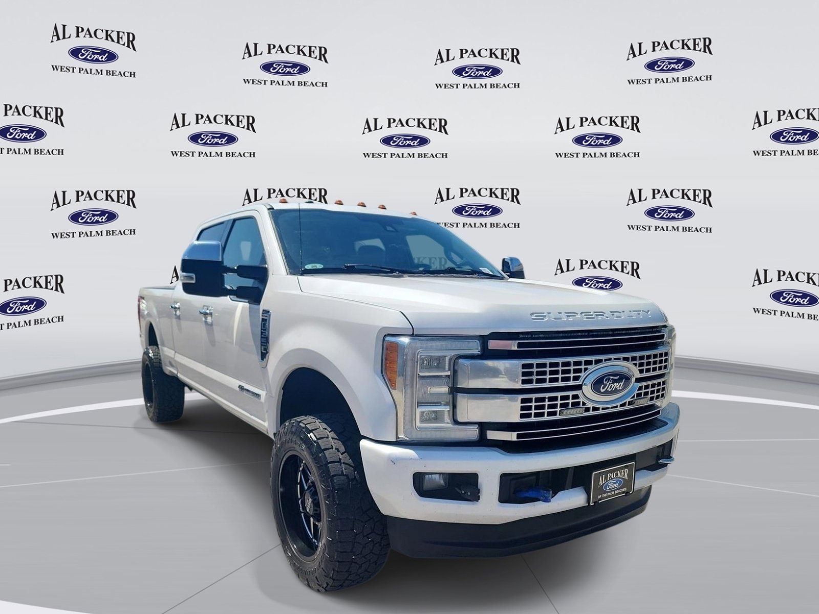 Used 2017 Ford F350 Platinum w/ FX4 Off-Road Package AWD/4WD image 7