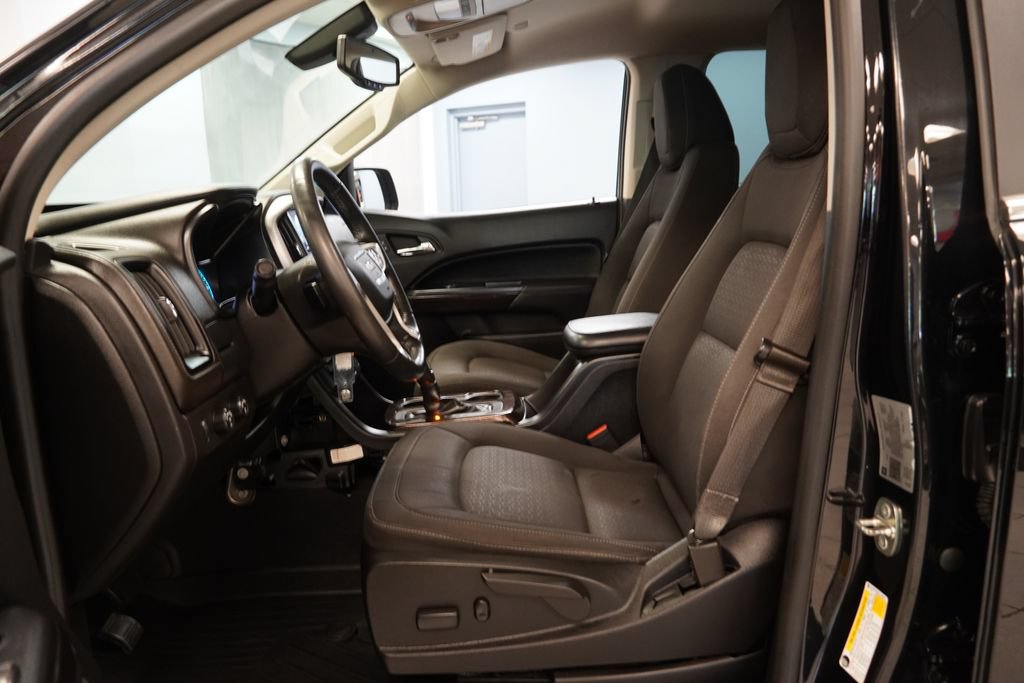 Used 2020 GMC Canyon SLE w/ Elevation Edition AWD/4WD image 5