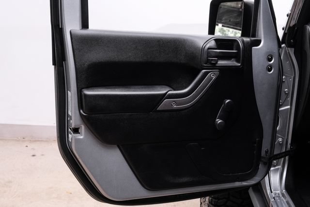 Used 2015 Jeep Wrangler Unlimited Sport AWD/4WD image 67
