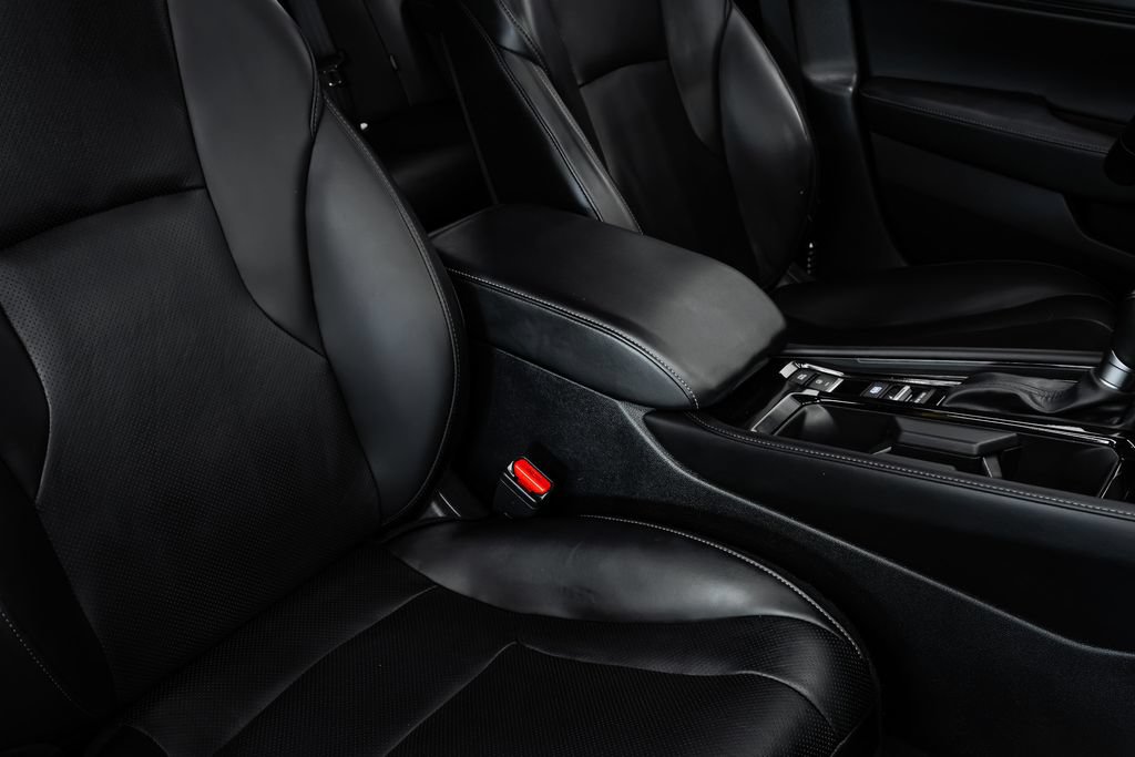Used 2024 Honda Accord Touring image 31