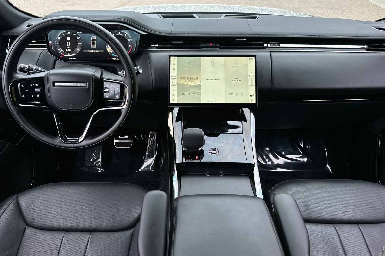 Used 2025 Land Rover Range Rover Sport Dynamic SE image 3