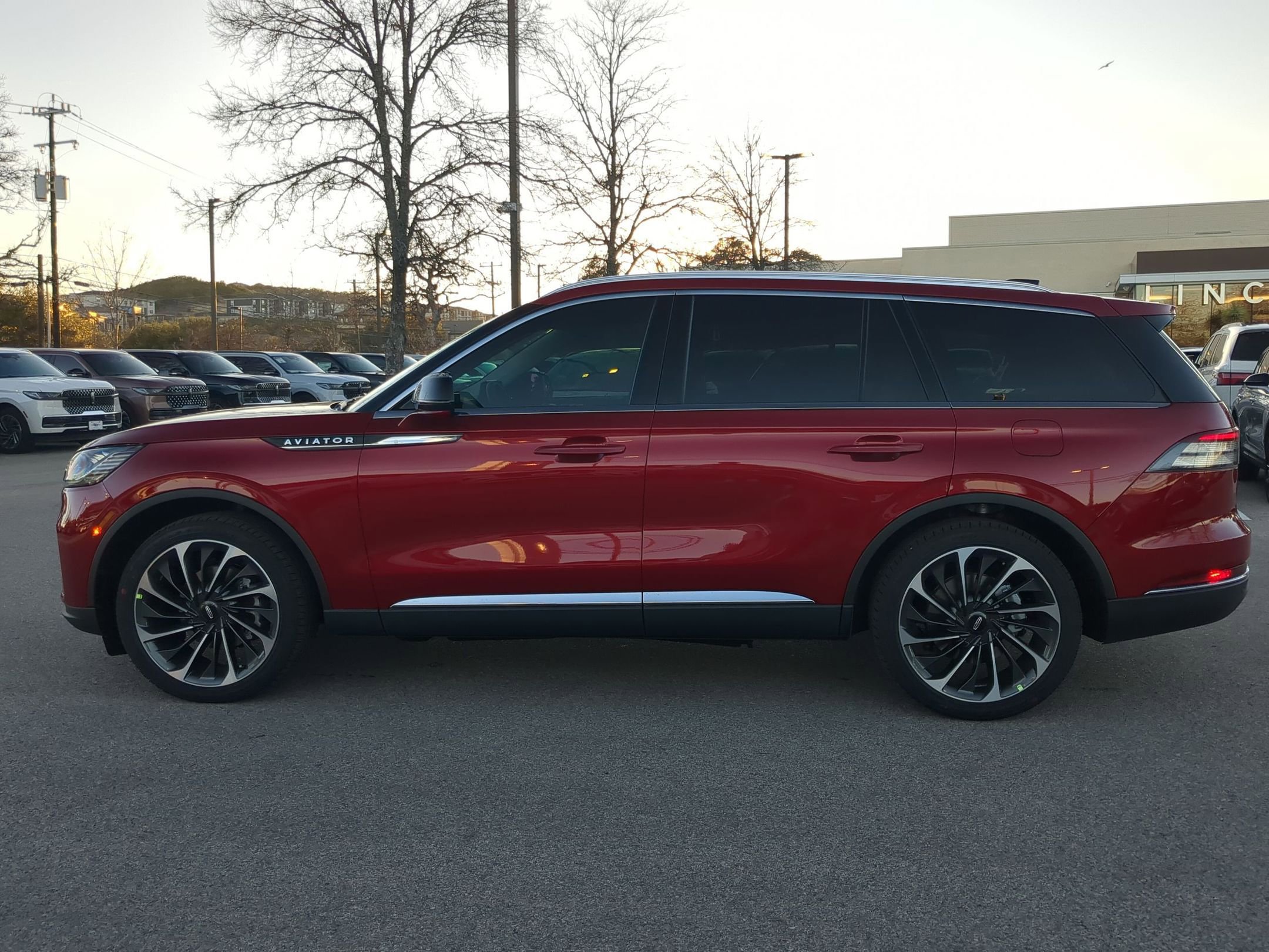 New 2026 Lincoln Aviator 2WD image 6