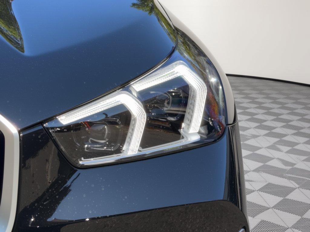 New 2027 BMW X1 xDrive28i AWD/4WD image 12