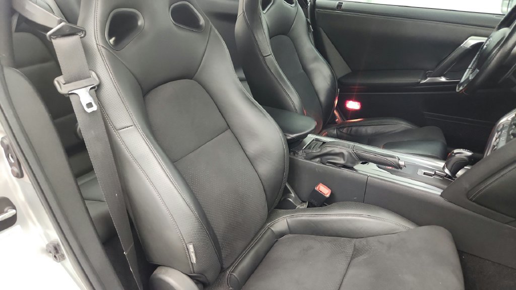 Used 2009 Nissan GT-R Premium AWD/4WD image 46