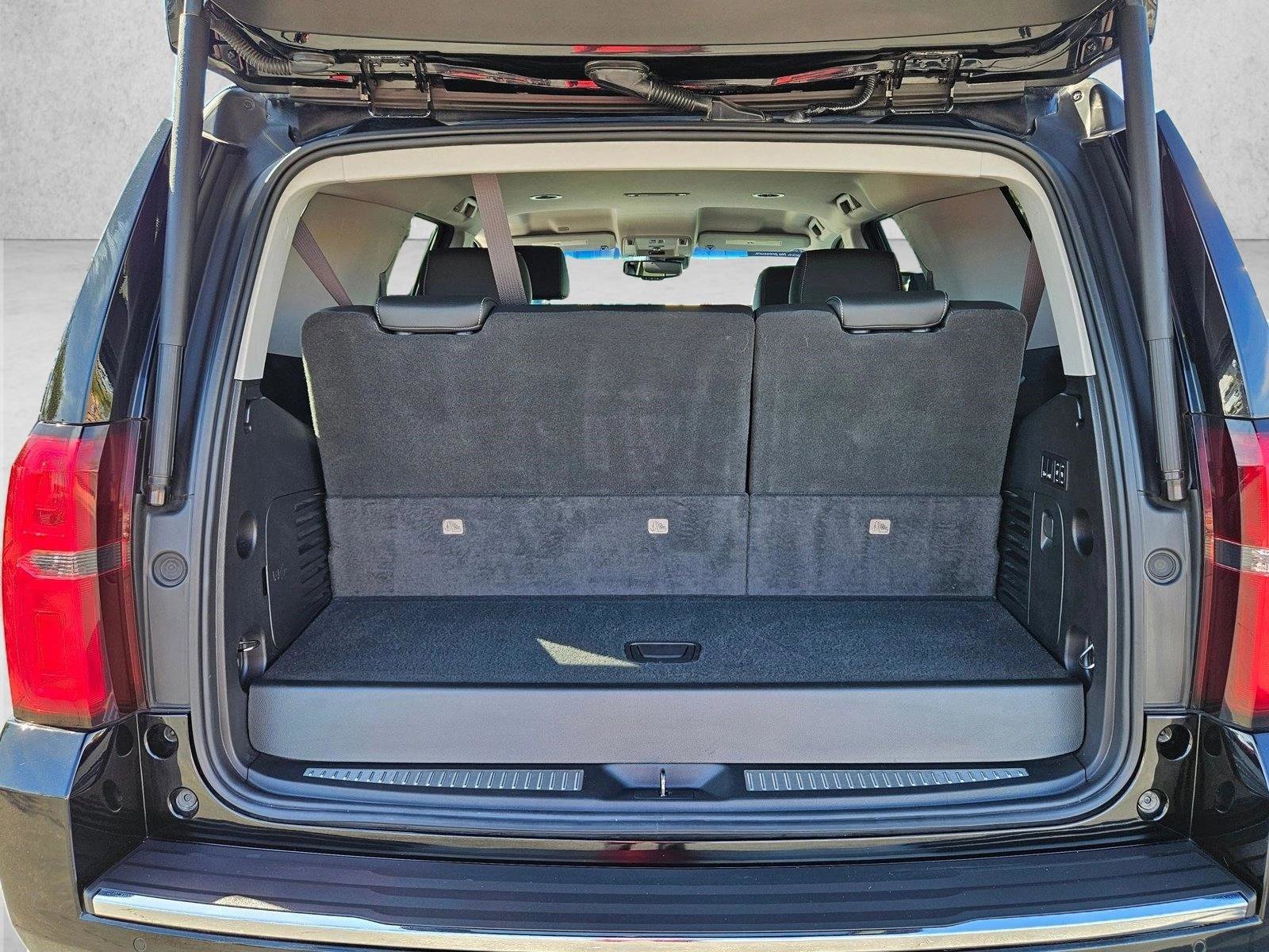 Used 2019 Chevrolet Tahoe Premier RWD image 6