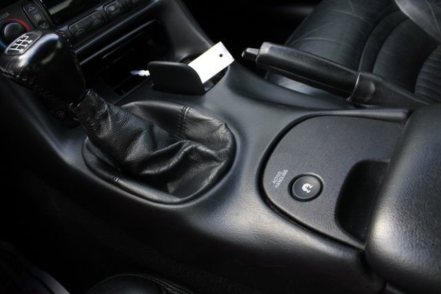 Used 2000 Chevrolet Corvette Coupe w/ Memory Pkg RWD image 15