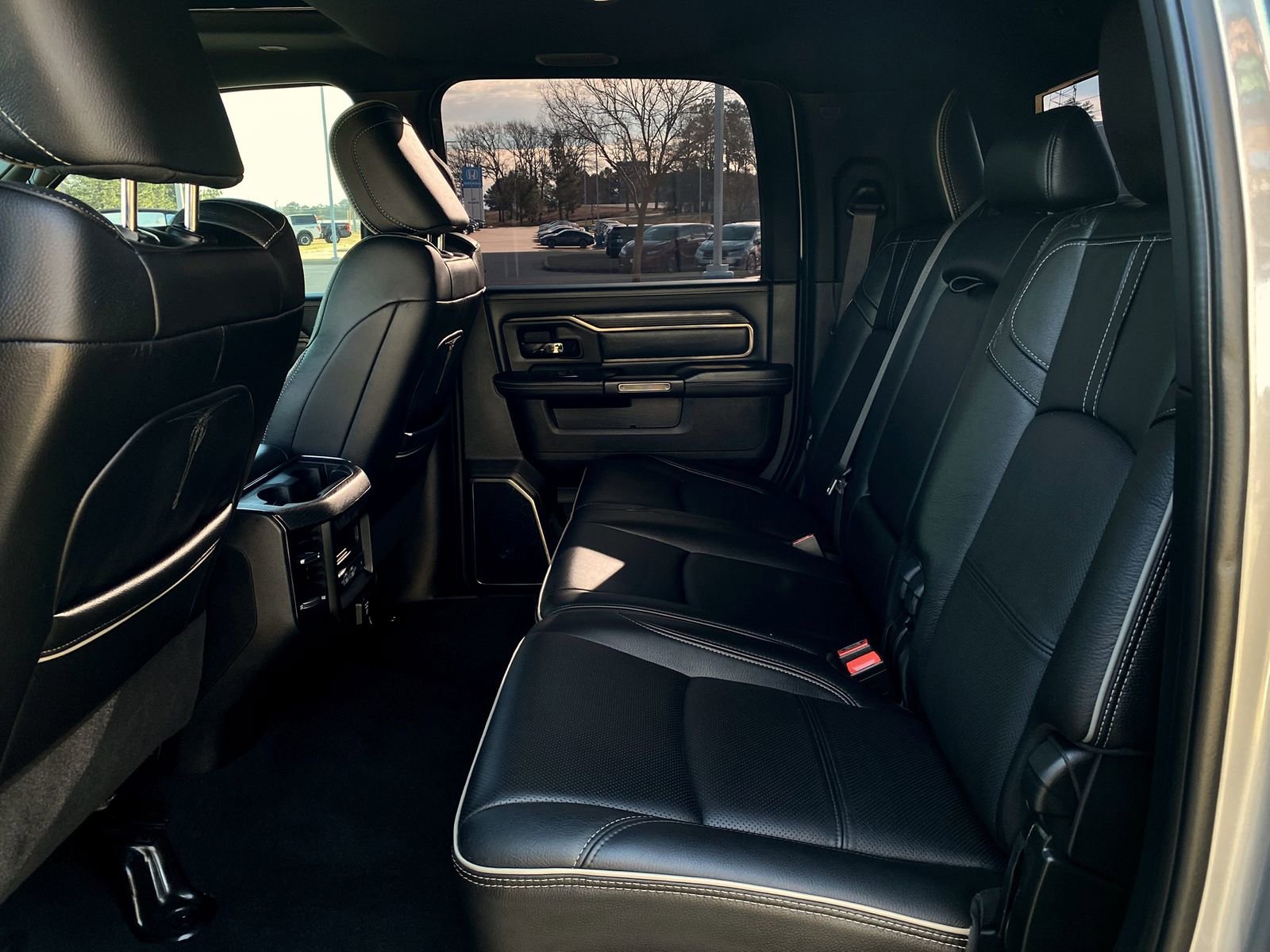 Used 2022 RAM 2500 Limited w/ Night Edition image 29