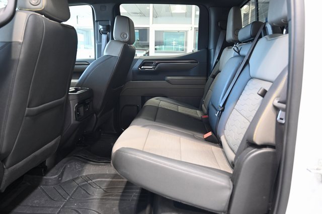 Used 2024 Chevrolet Silverado 1500 ZR2 w/ Technology Package image 11