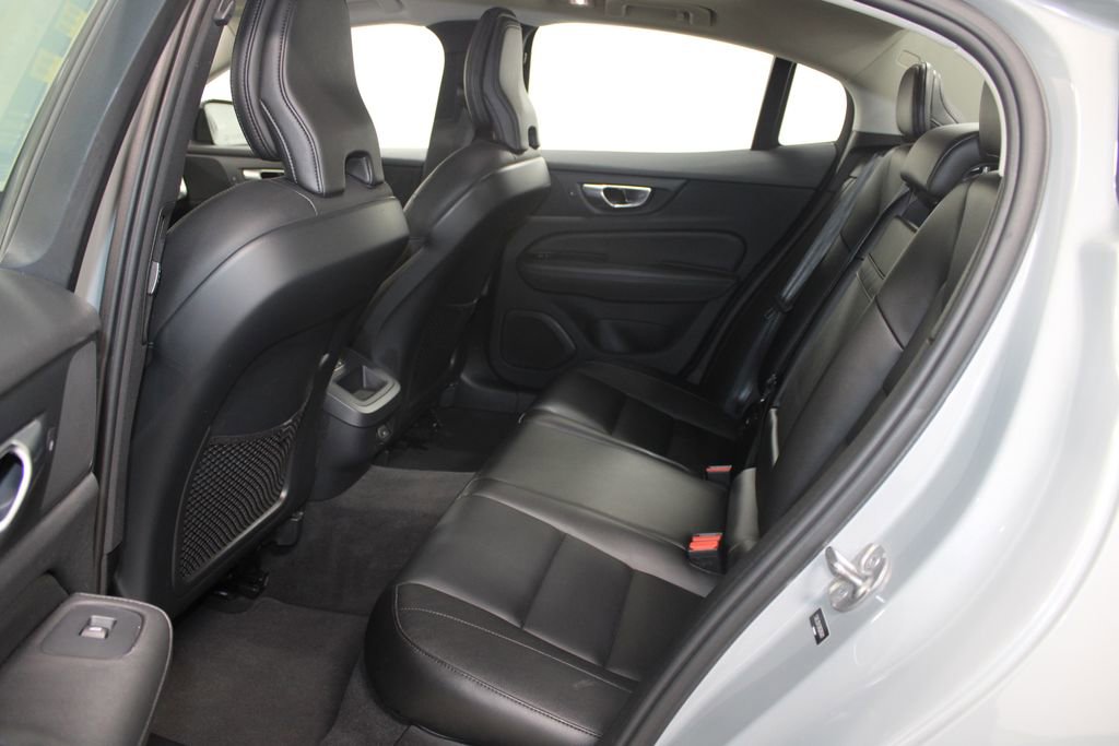 Used 2024 Volvo S60 B5 Core FWD image 22